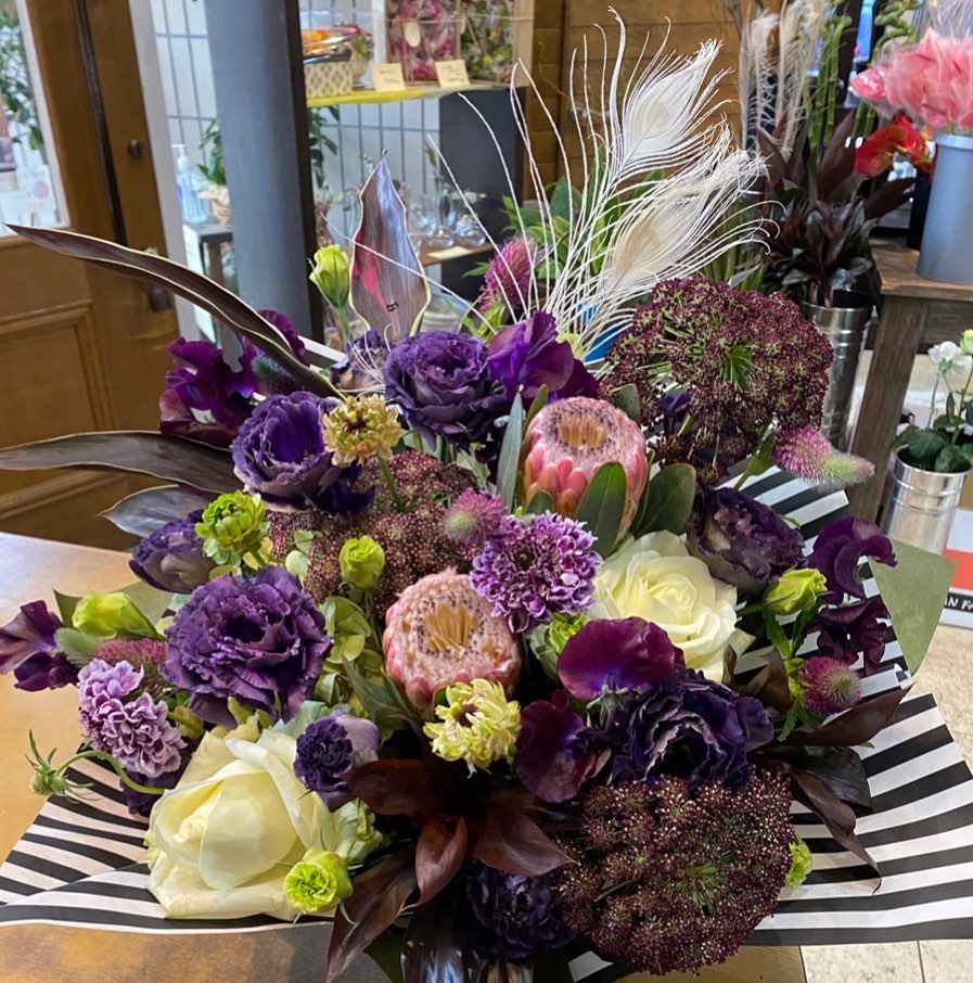 リニューアルオープンのお店へ